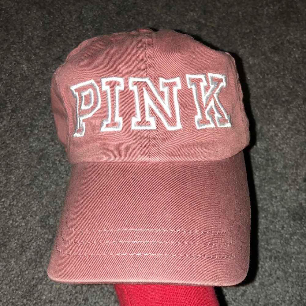 VS Pink hat